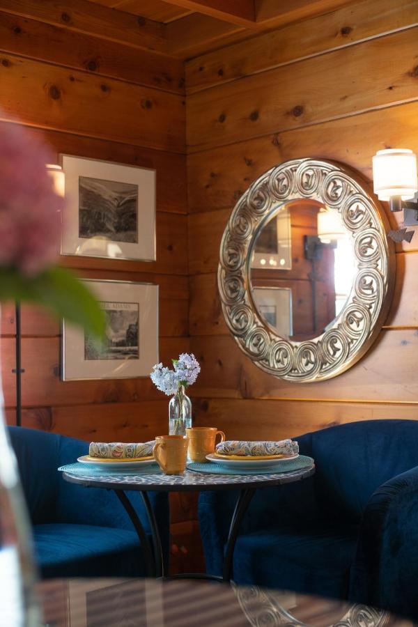 Elliott House Boutique Inn Shaver-tó Kültér fotó