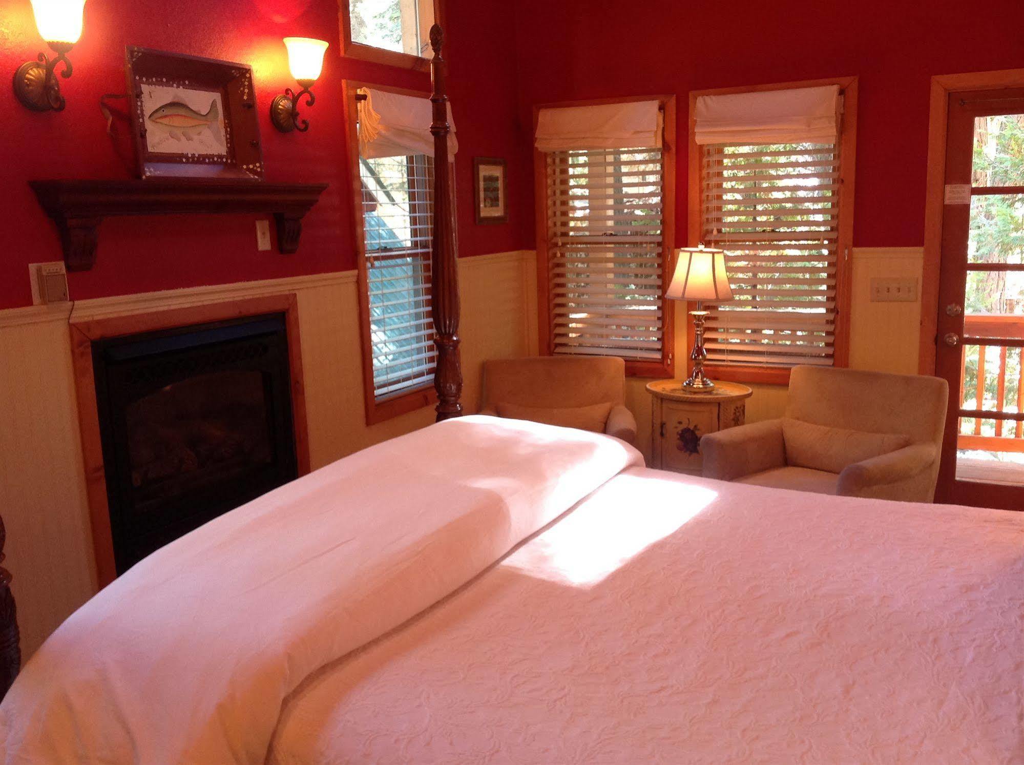 Elliott House Boutique Inn Shaver-tó Kültér fotó