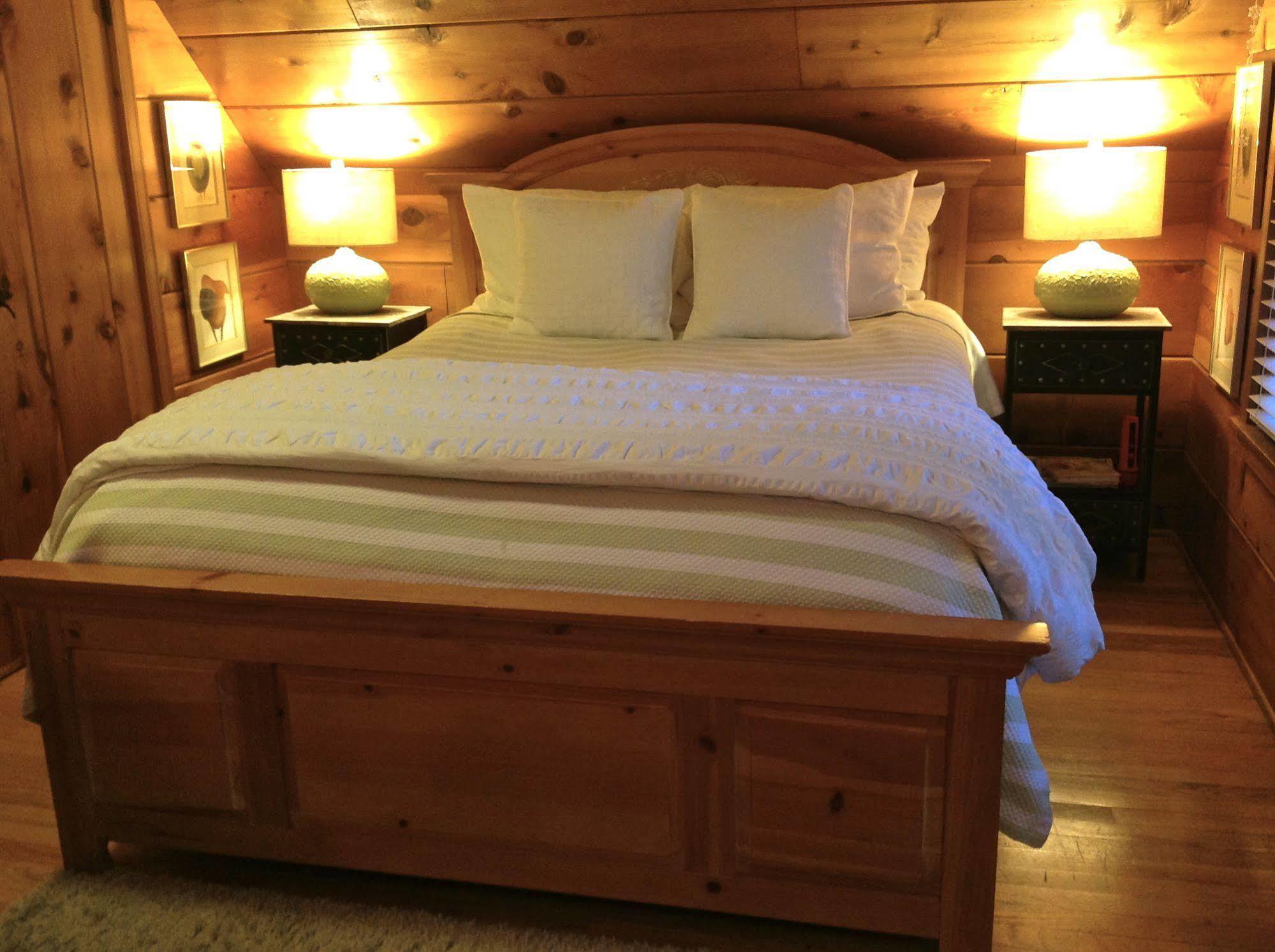 Elliott House Boutique Inn Shaver-tó Kültér fotó