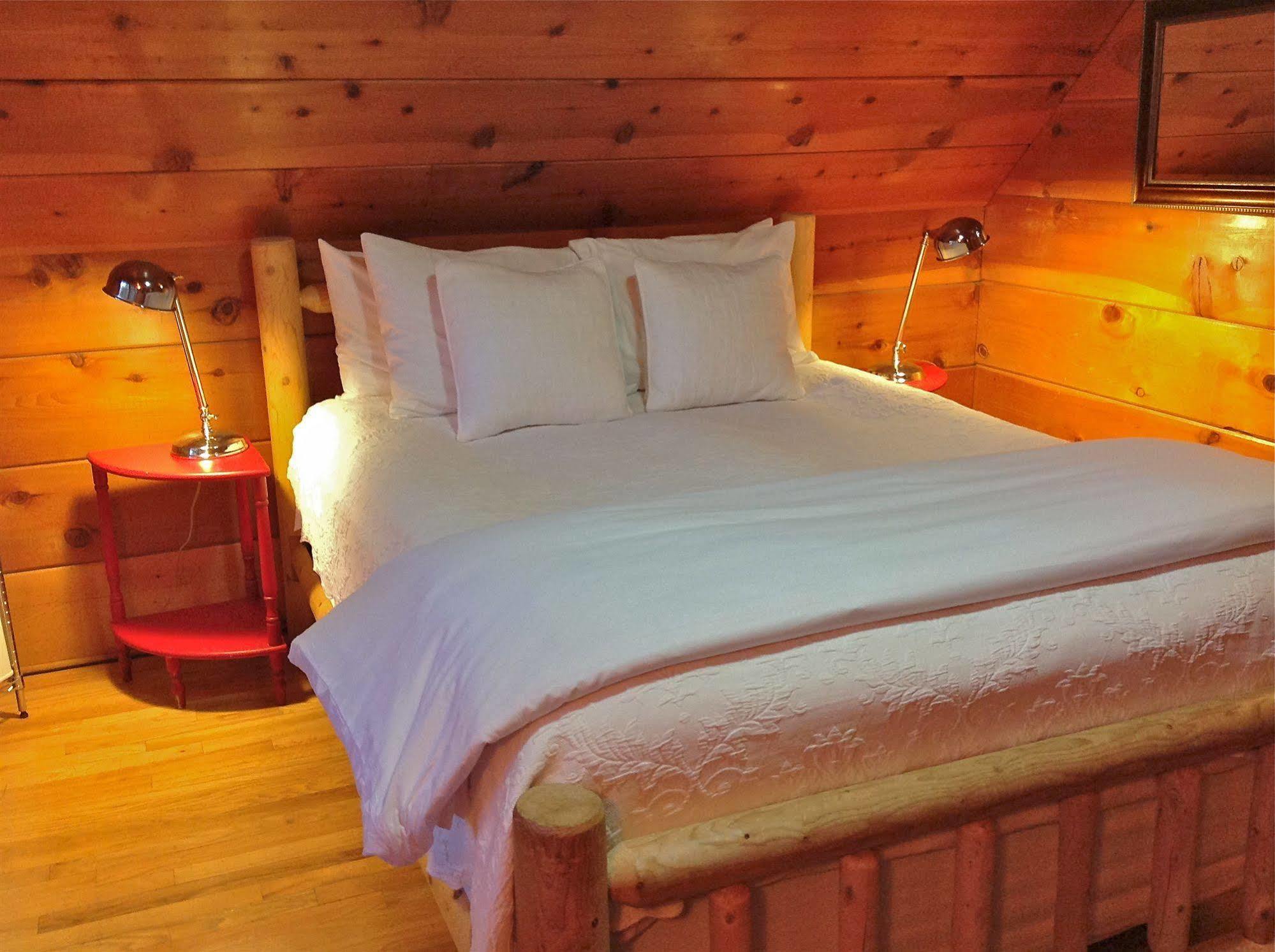 Elliott House Boutique Inn Shaver-tó Kültér fotó